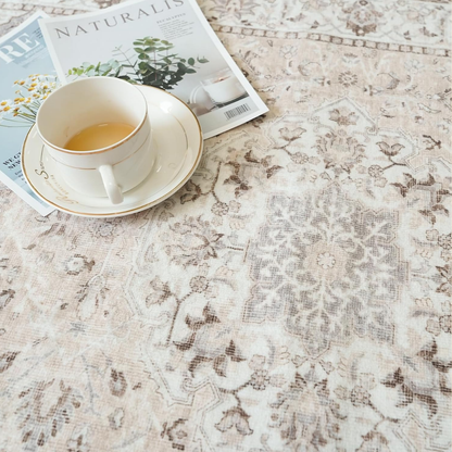 Selma – Elegant mönstrad löpmatta med vintage-charm för hall och kök