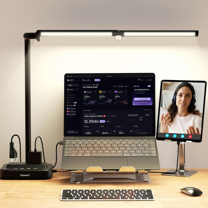 Viktor – Extra bred LED-skrivbordslampa med integrerad laddstation och bred belysning